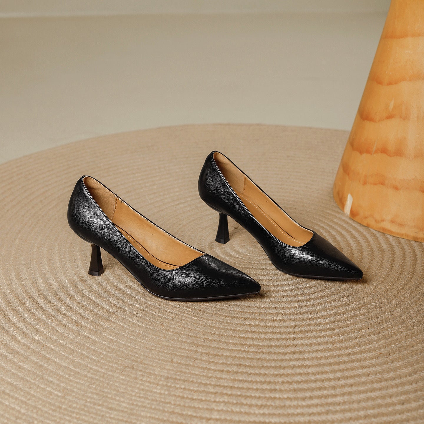 Women's Low-cut Soft Pumps Autumn Slimming Stiletto Simple Temperament Wild Professional Women's Fashion Shoes