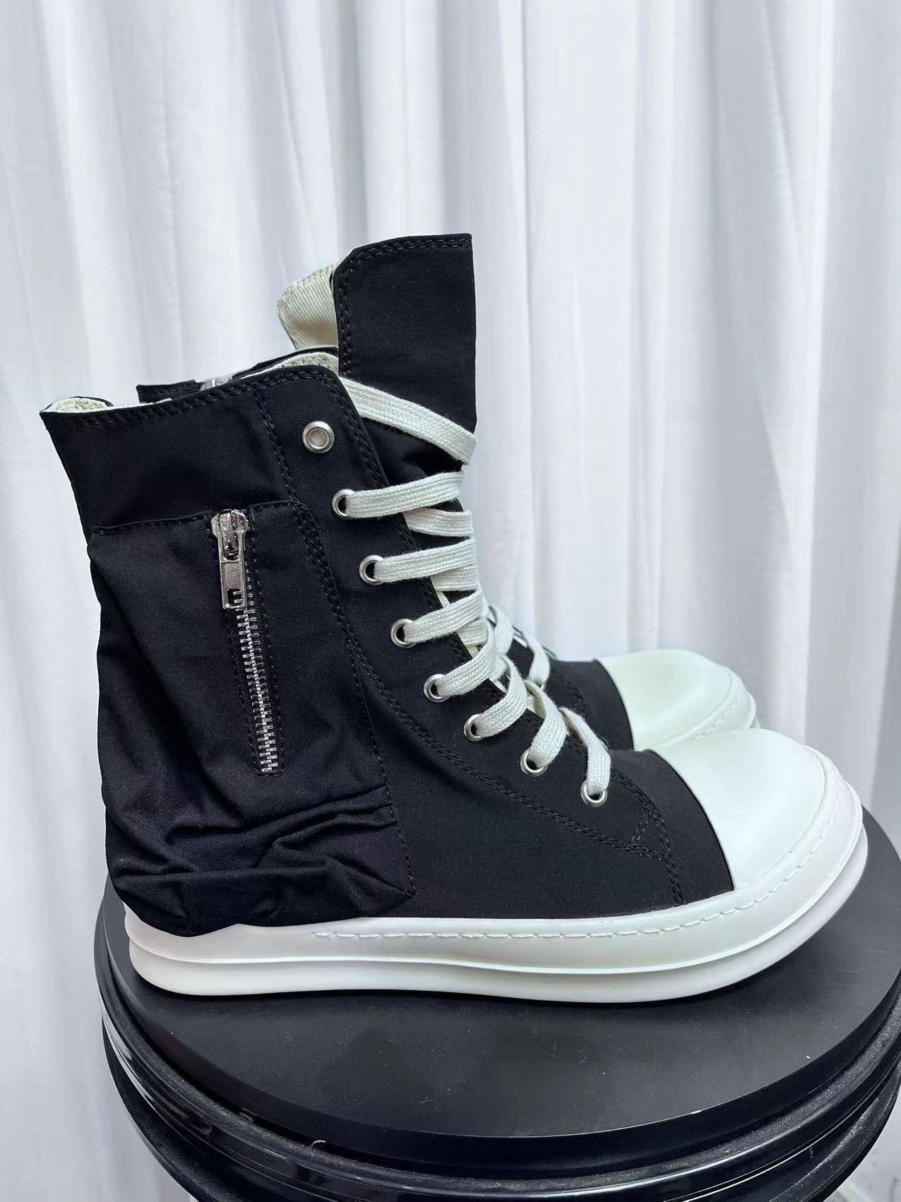 Raise The Bottom Fashion Trends Board Casual Shoes