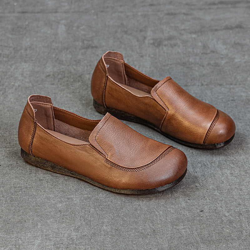 Women's Cowhide Retro Handmade Autumn Simple Flat Middle-aged Mother Shoes