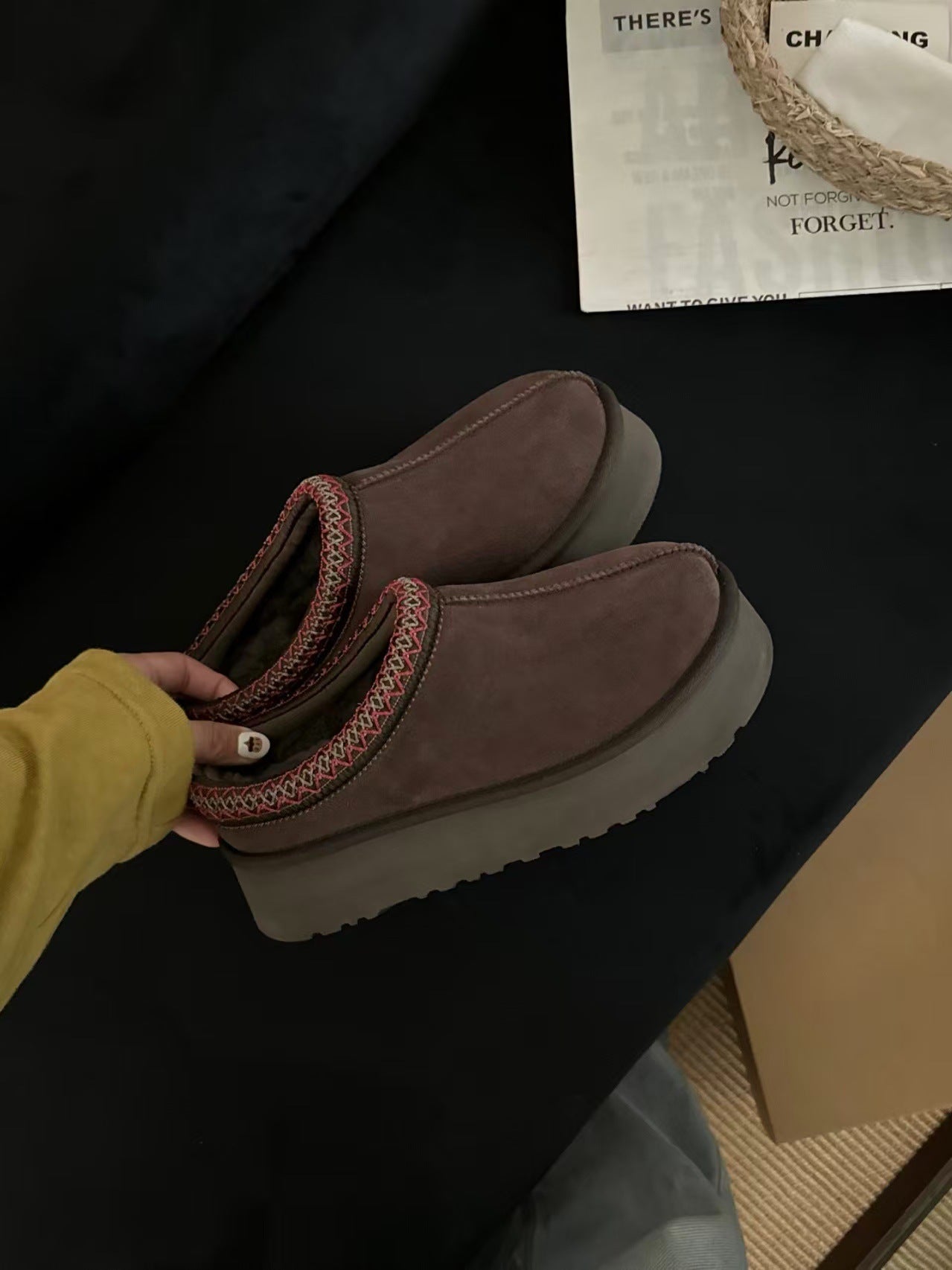 Women's Fur Integrated Thick-soled Ethnic Style Half Thickened Wool Women's Snow Boots