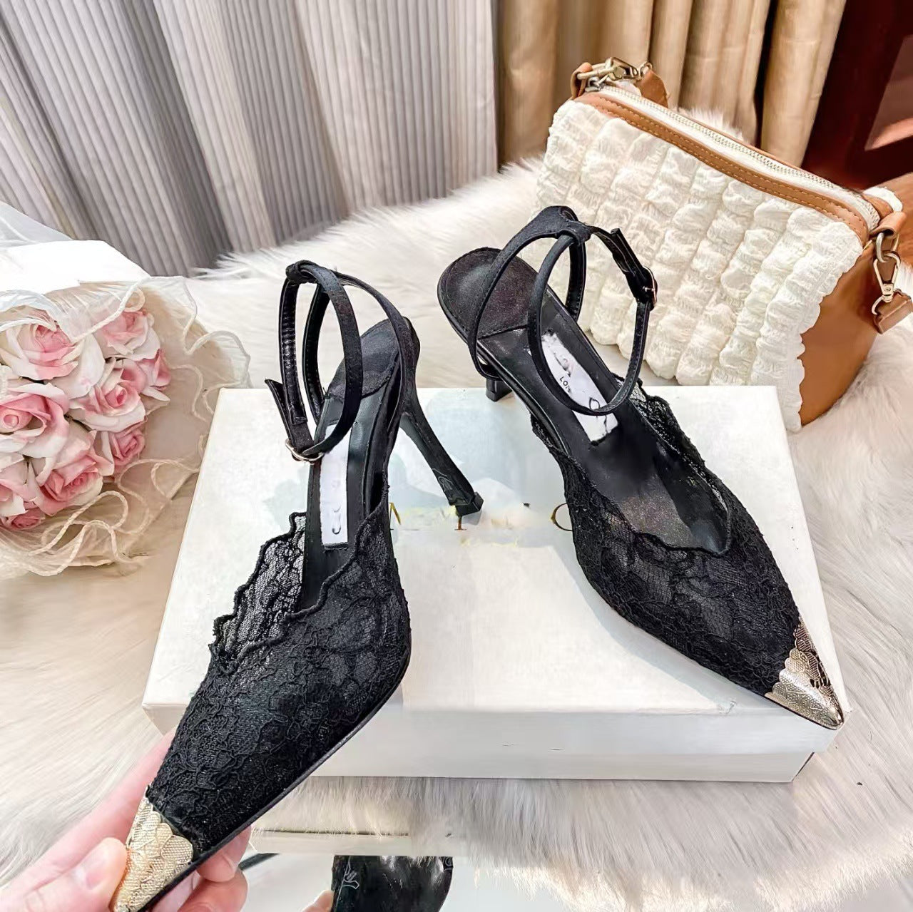 Lace Low-cut Fashion Sexy Fairy Style Metal Heels