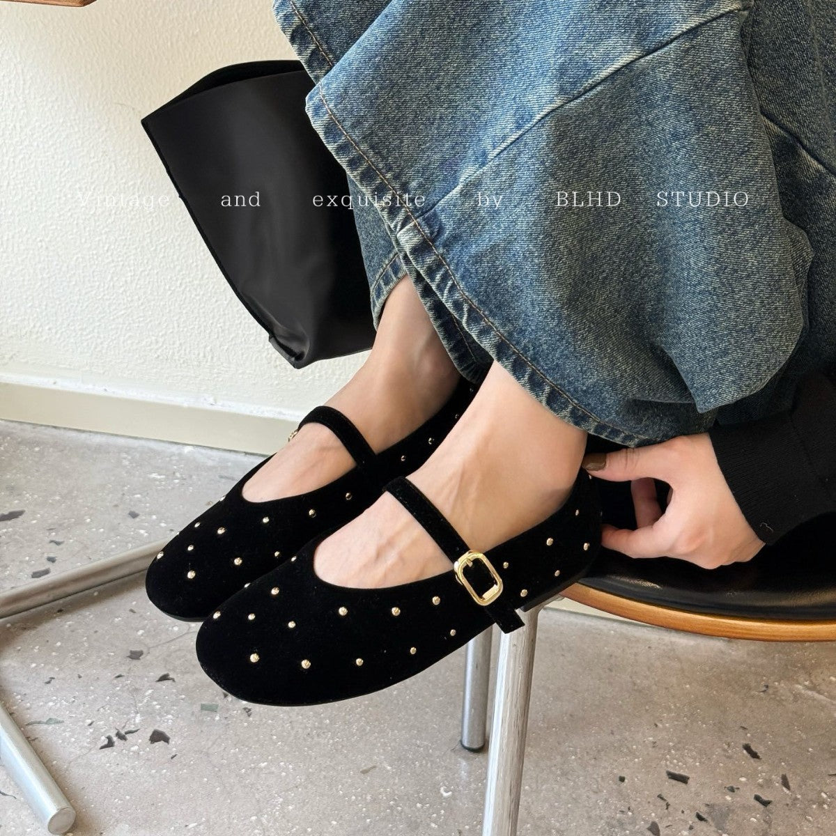 Women's Niche Veet Buckle Black Flat Ballet Mary Women's Fashion Shoes