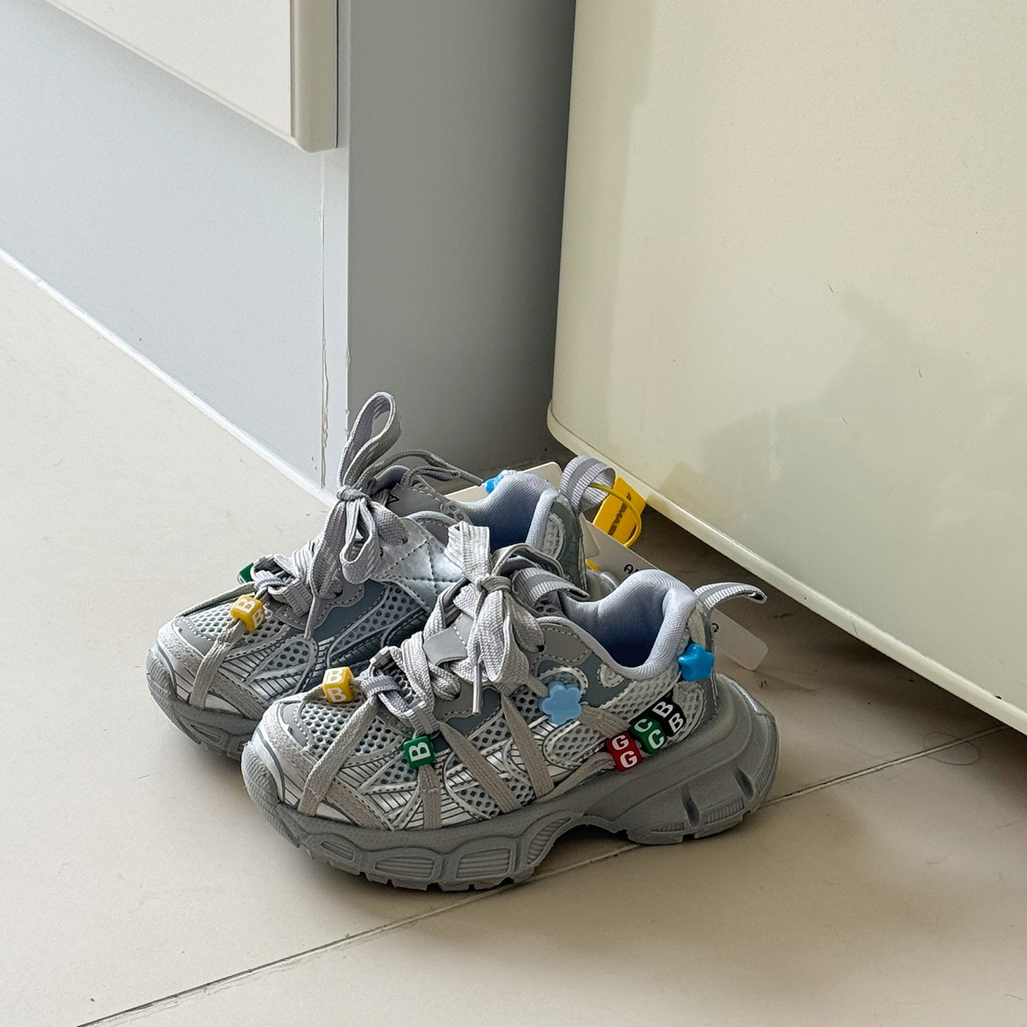 Children's Single Mesh Breathable Boys Colorful Beaded Lightweight Children's Sports Shoes