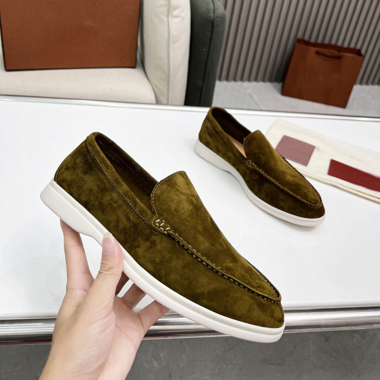 Women's & Men's High Genuine Doug Slip-on Sheepskin Flat Large Women's Fashion Shoes