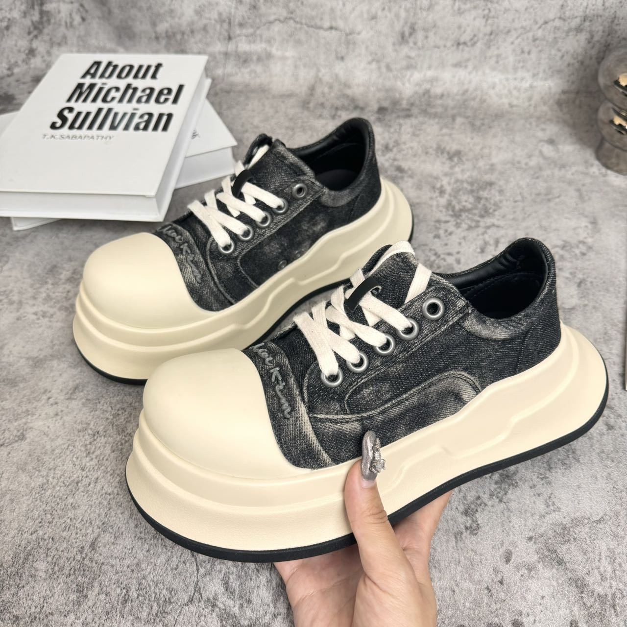 Women's Mickey Big Head American Retro Platform Height Sneakers