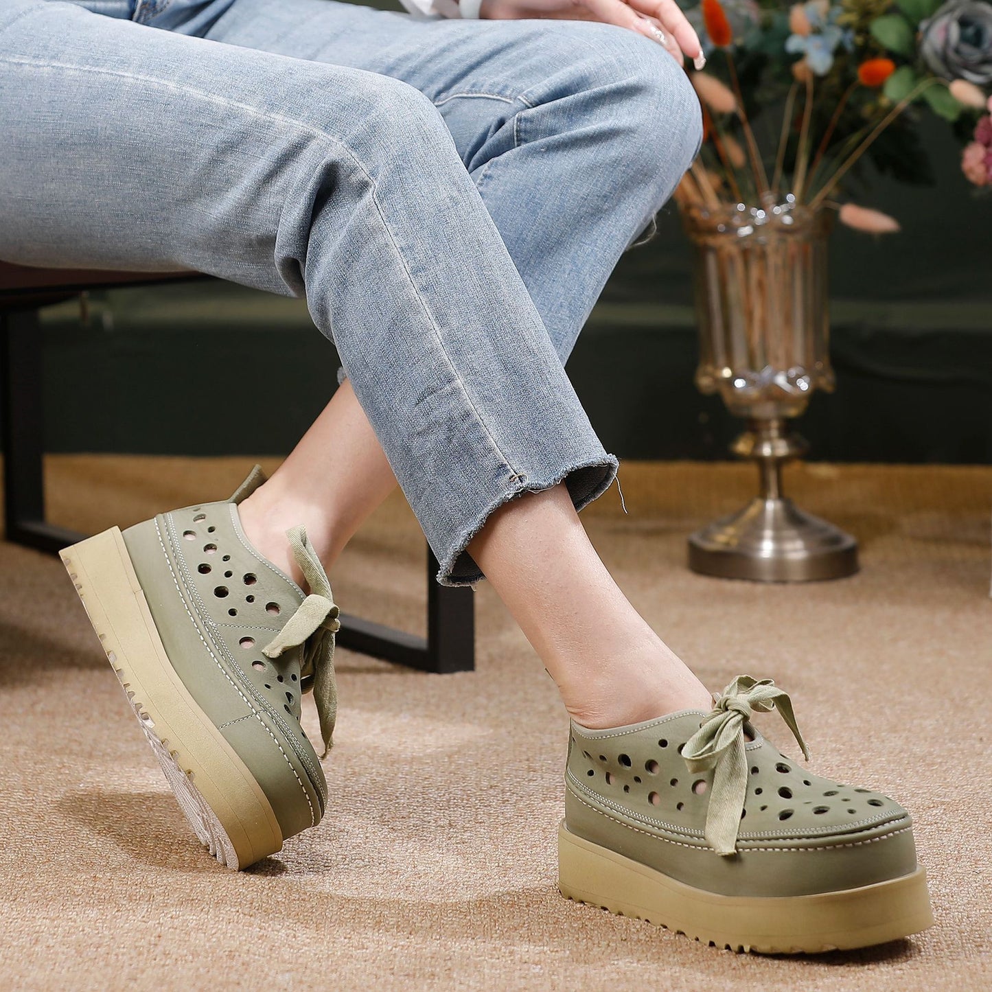 Women's Hole Elephant Pattern Top Layer Cowhide Platform Sandals