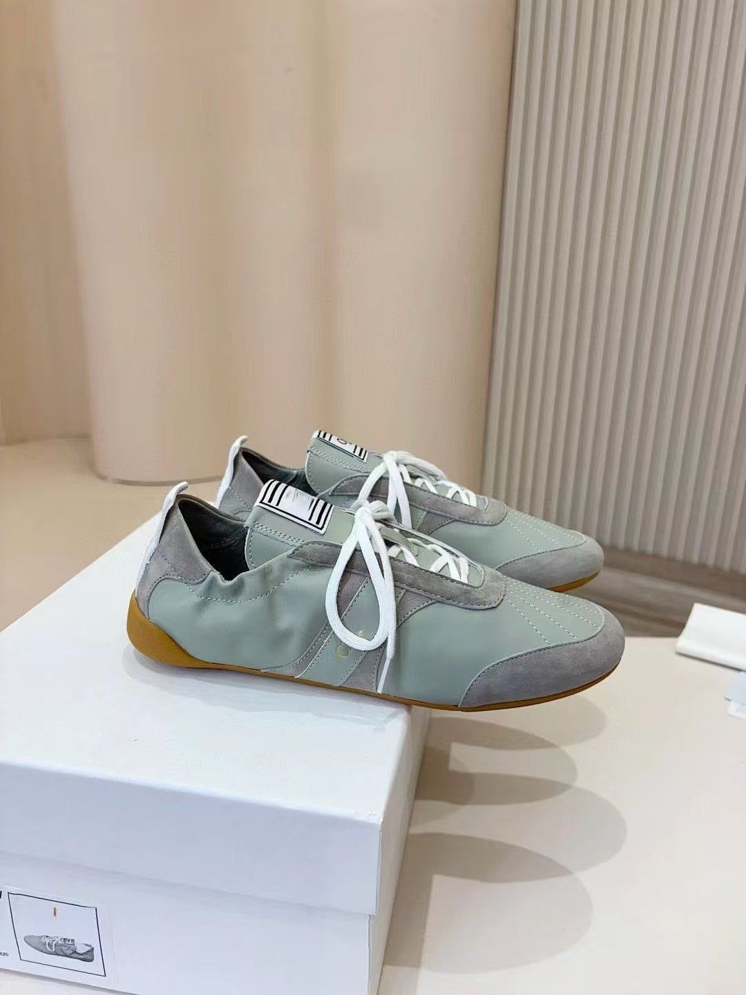 Women's Autumn Flat Fashionable Comfortable Soft Bottom Breathable German Women's Casual Shoes