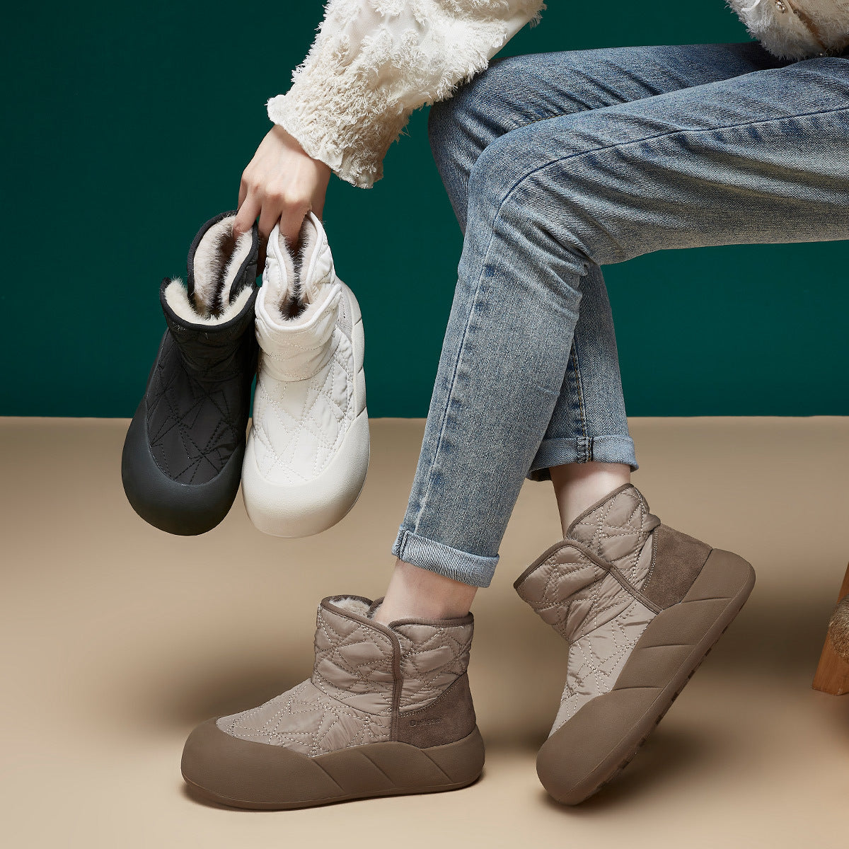 Women's Winter Fleece-lined Thickened Fluffy Cotton Fashion Snow Boots