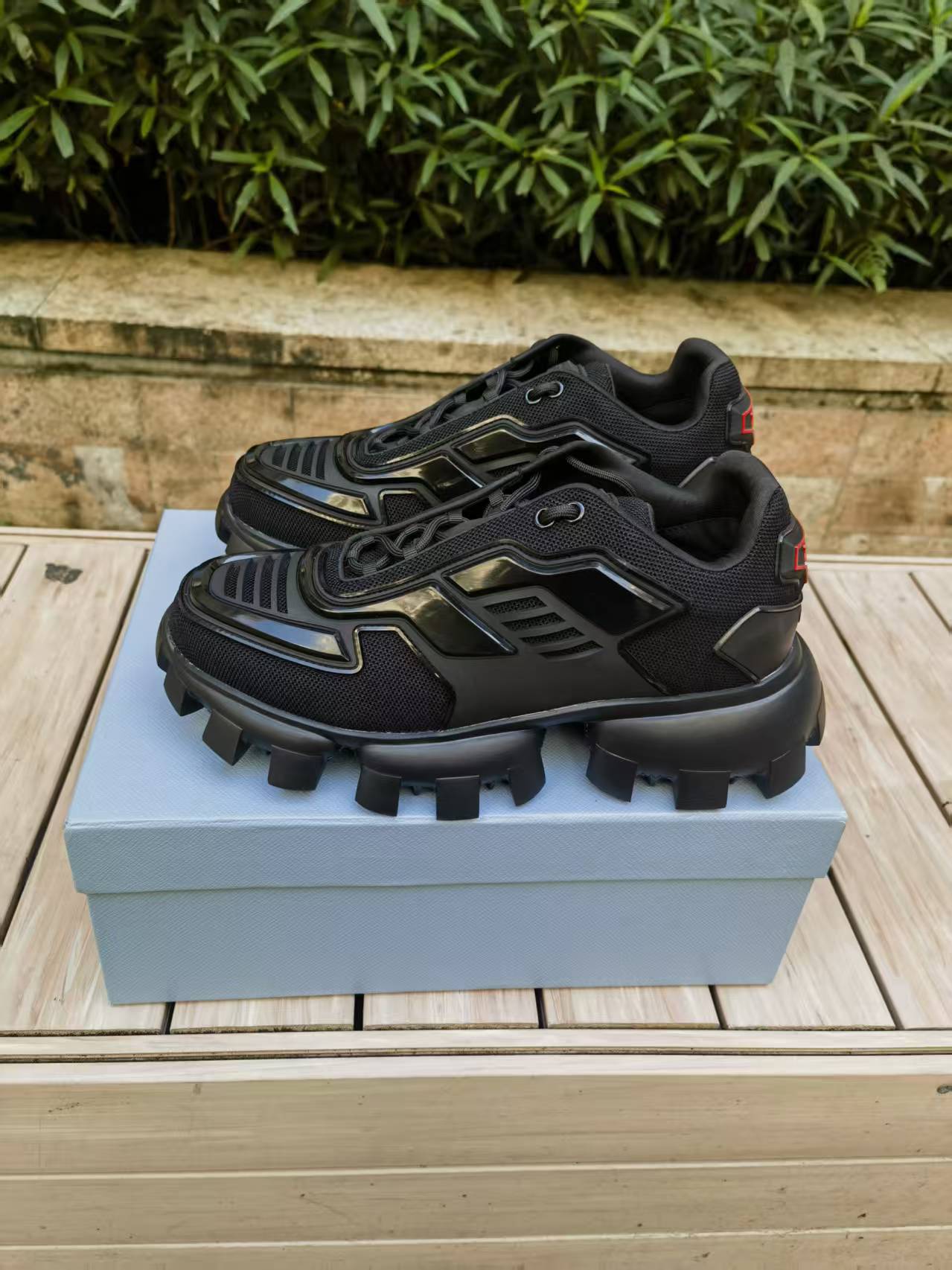 Women's & Men's Sports Cowhide Platform Height Increasing Serrated Men's Casual Shoes