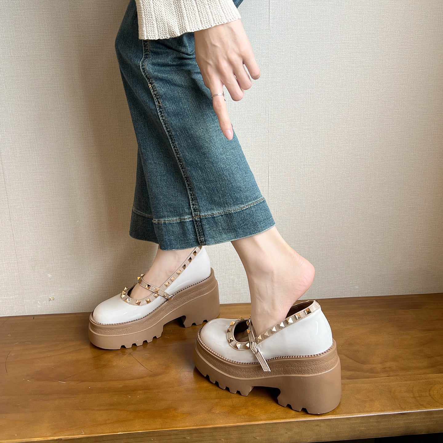 Women's Height Increasing Insole Thick-soled With Mary Leather Shoes