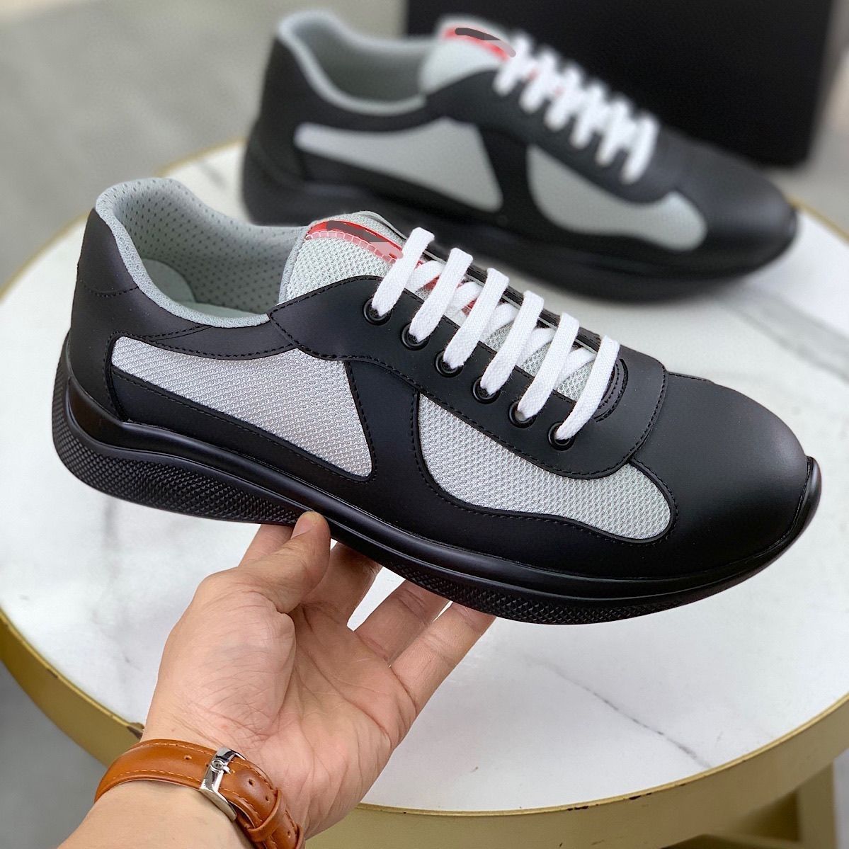 Men's Fashionable High-grade Cowhide Mesh Breathable Board Men's Shoes
