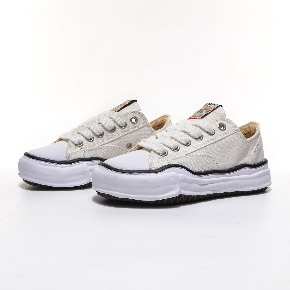 Thick Bottom Classic Style Head Versatile Canvas Shoes