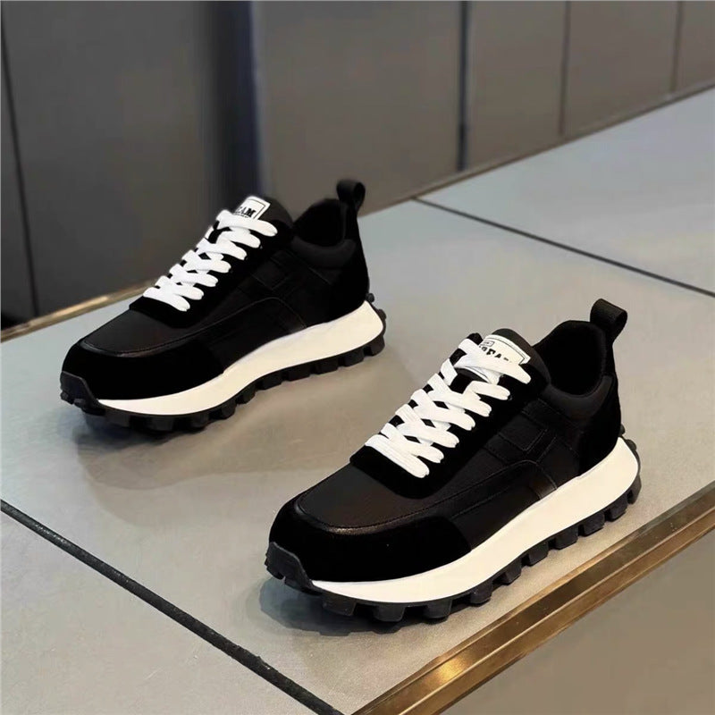 Men's Surface Breathable Solid Color Fashion Lightweight Korean Sports Men's Shoes