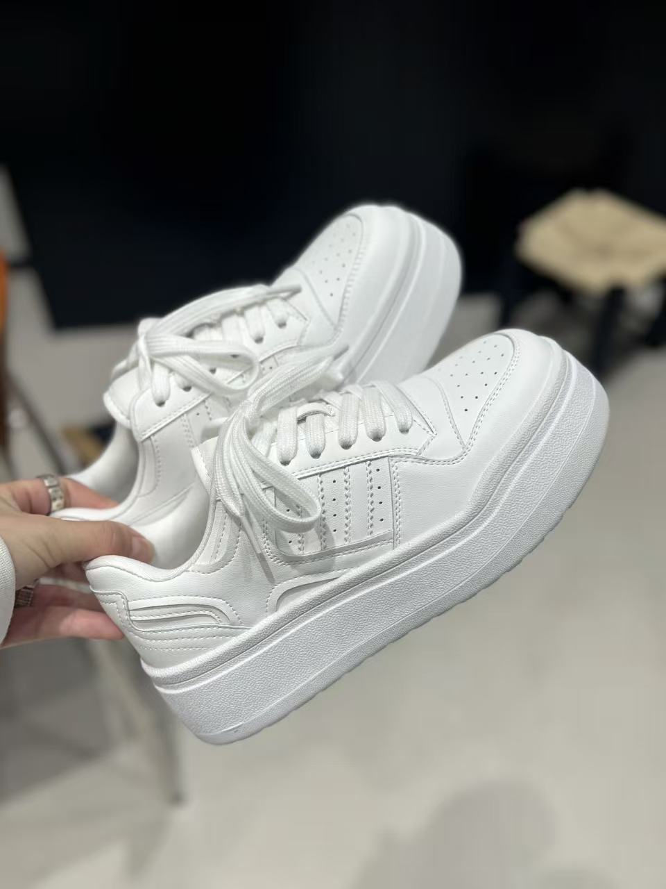 Women's White Thick Bottom Elevator Wild Sports Women's Board Shoes