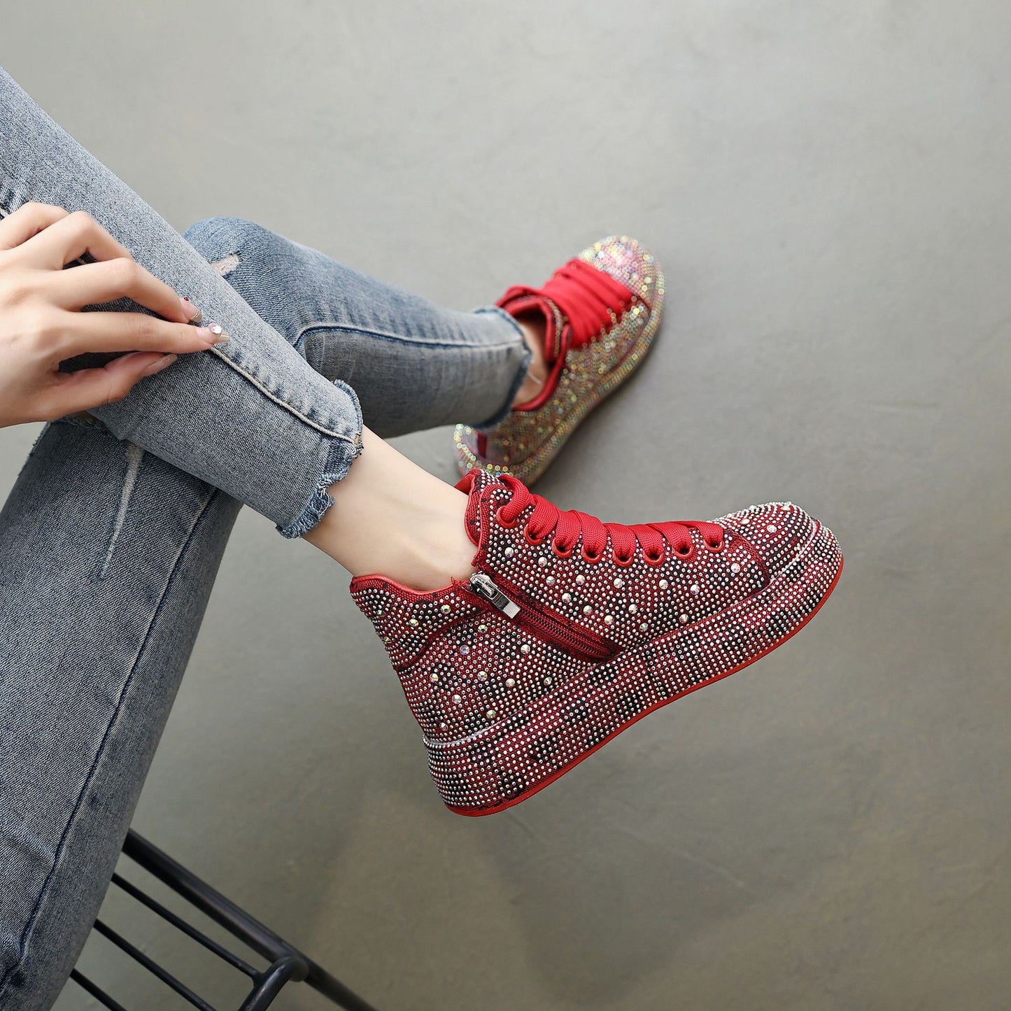Women's Winter Fashion Bright Crystal Full Diamond Casual Shoes