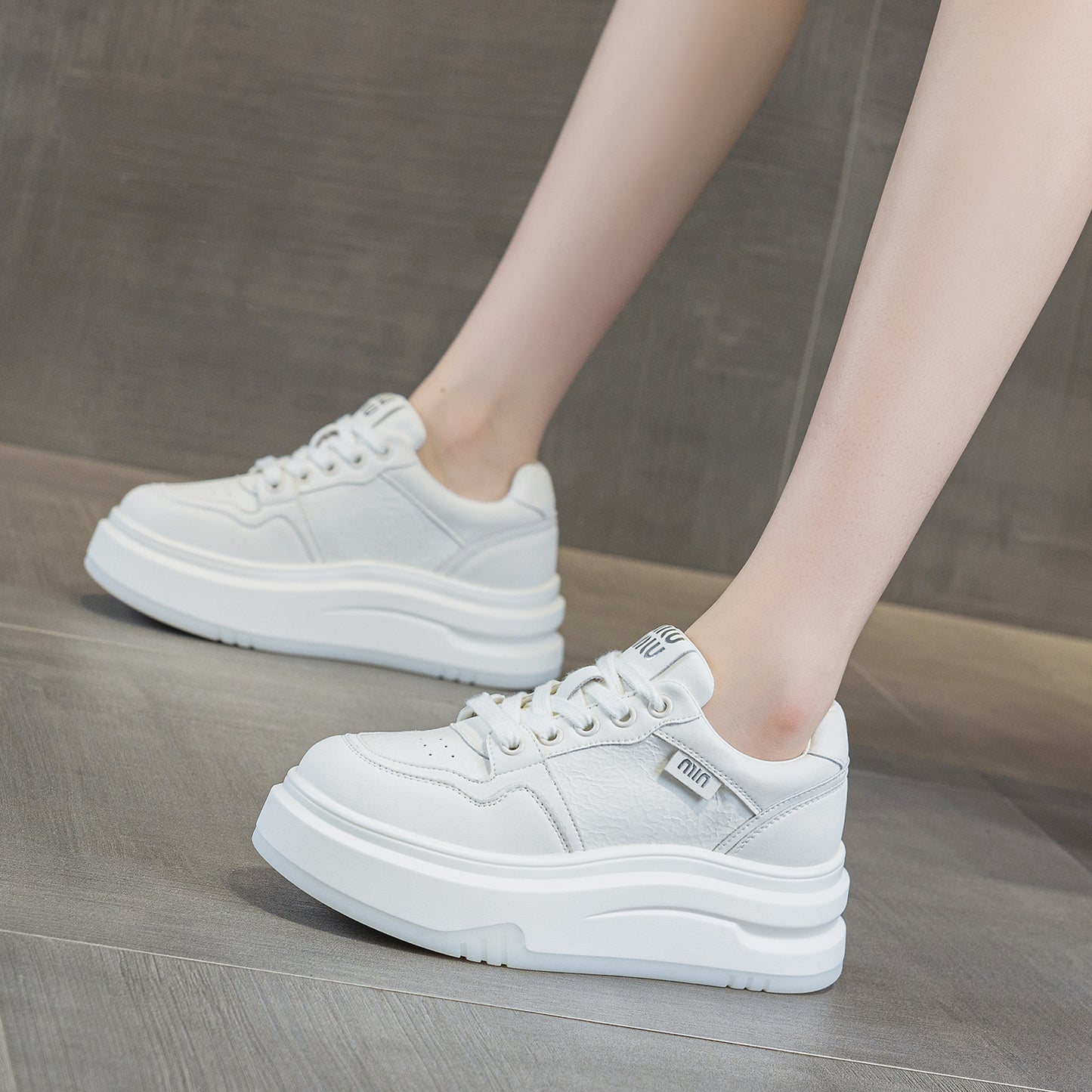 Women's White Autumn Thick Sole Increased Portable Women's Casual Shoes