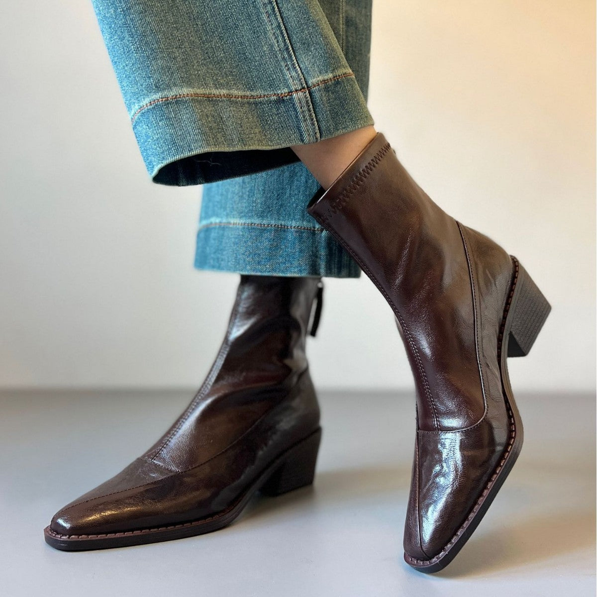 Women's French Retro Skinny High Chunky Ankle Back Zipper Stretch Boots