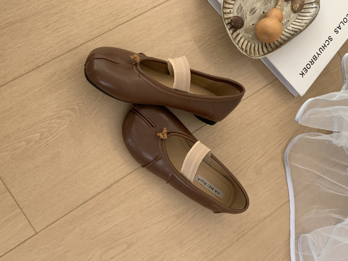 Women's Flat With Thin Strap Summer Tabi Grape Women's Casual Shoes