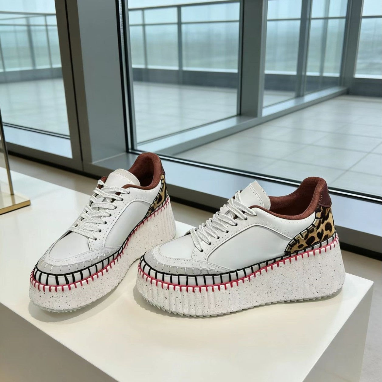 Women's Trend Elevator Wild Biscuit Shape Round Toe Women's Casual Shoes