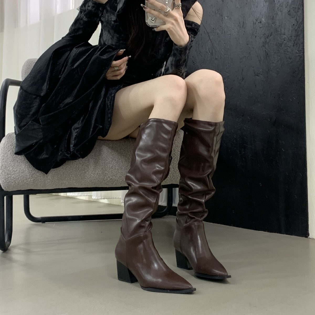 Women's Chunky Long Pointed Pleated Pile Style Retro Temperament Thin Women's Leather Boots