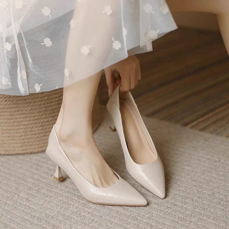 Women's Tired Feet High Bottom Stiletto Pointed Women's Shoes