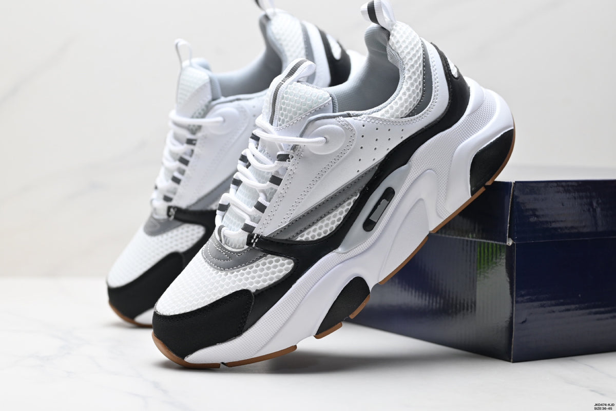 Men's Thick Sole Mesh Breathable Lightweight Elevator Wild Men's Sports Shoes