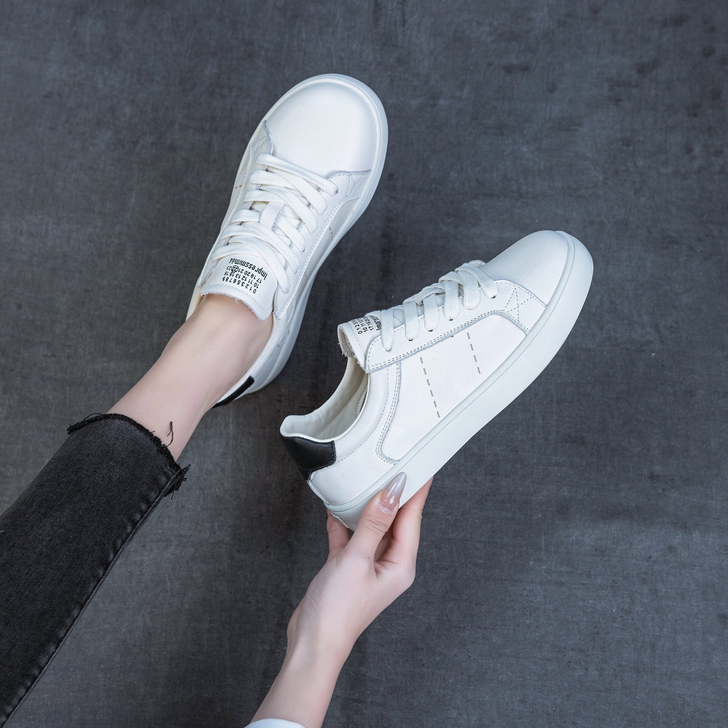 Women's Easy Wear Flat Comfortable Sports Board Breathable Women's Casual Shoes