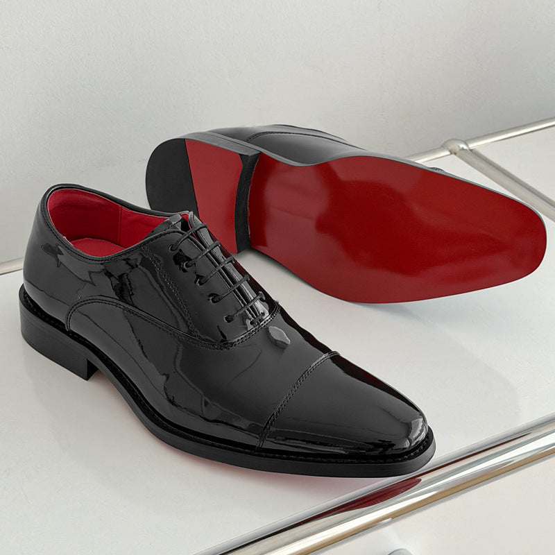 Men's Formal Wear Shiny Patent Red Background Into Men's Casual Leather Shoes