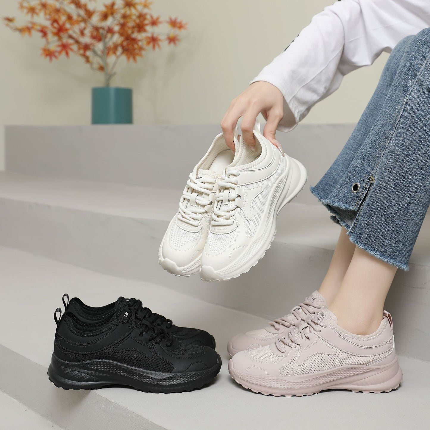 Women's Super Soft Breathable Sole Platform Mesh Surface Lightweight Women's Sports Shoes