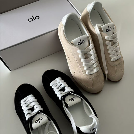 Women's Retro German Training Flat Lace Up Sneakers