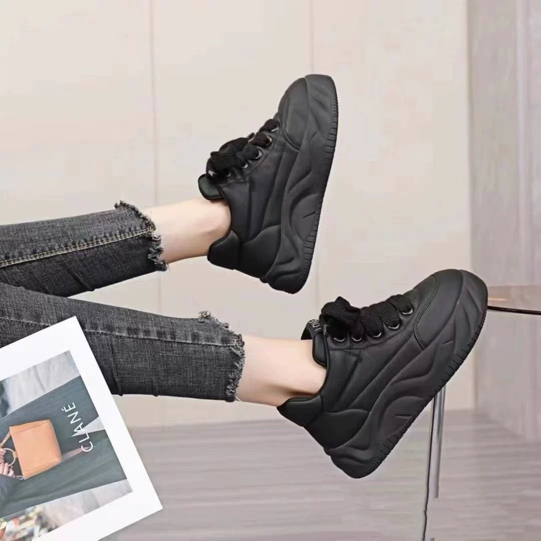Thick Bottom Versatile Comfortable Bread Fashion Trends Height Increasing Women's Board Shoes