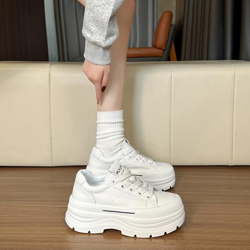 Women's Fashion Four Boutique White Thick Bottom Women's Board Shoes