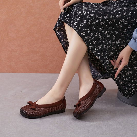 Women's Cowhide Slip-on Woven Bow Breathable Flat Middle-aged Mother Shoes