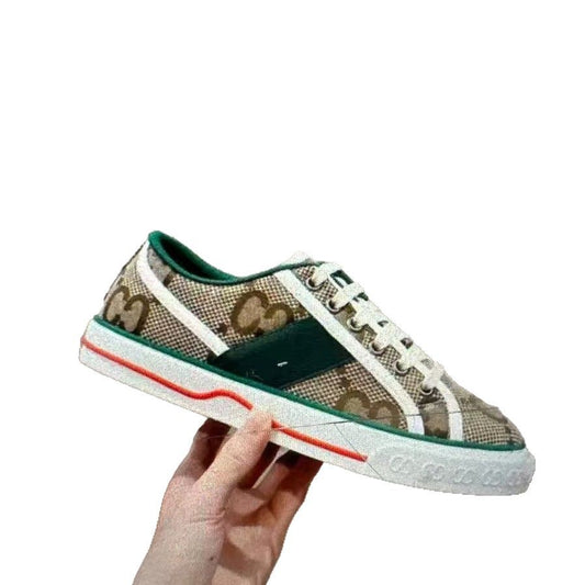 Women's Presbyopic Spring Thin Vintage Embroidered Lovers Sneakers