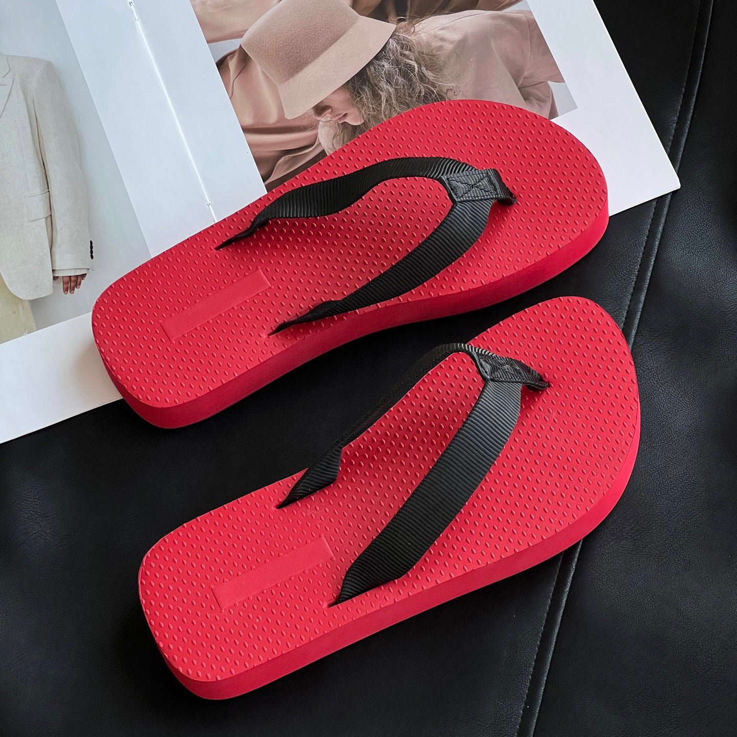 Women's Style Flip-flops Black Foam Outsole Hollow Cotton Women's Casual Shoes
