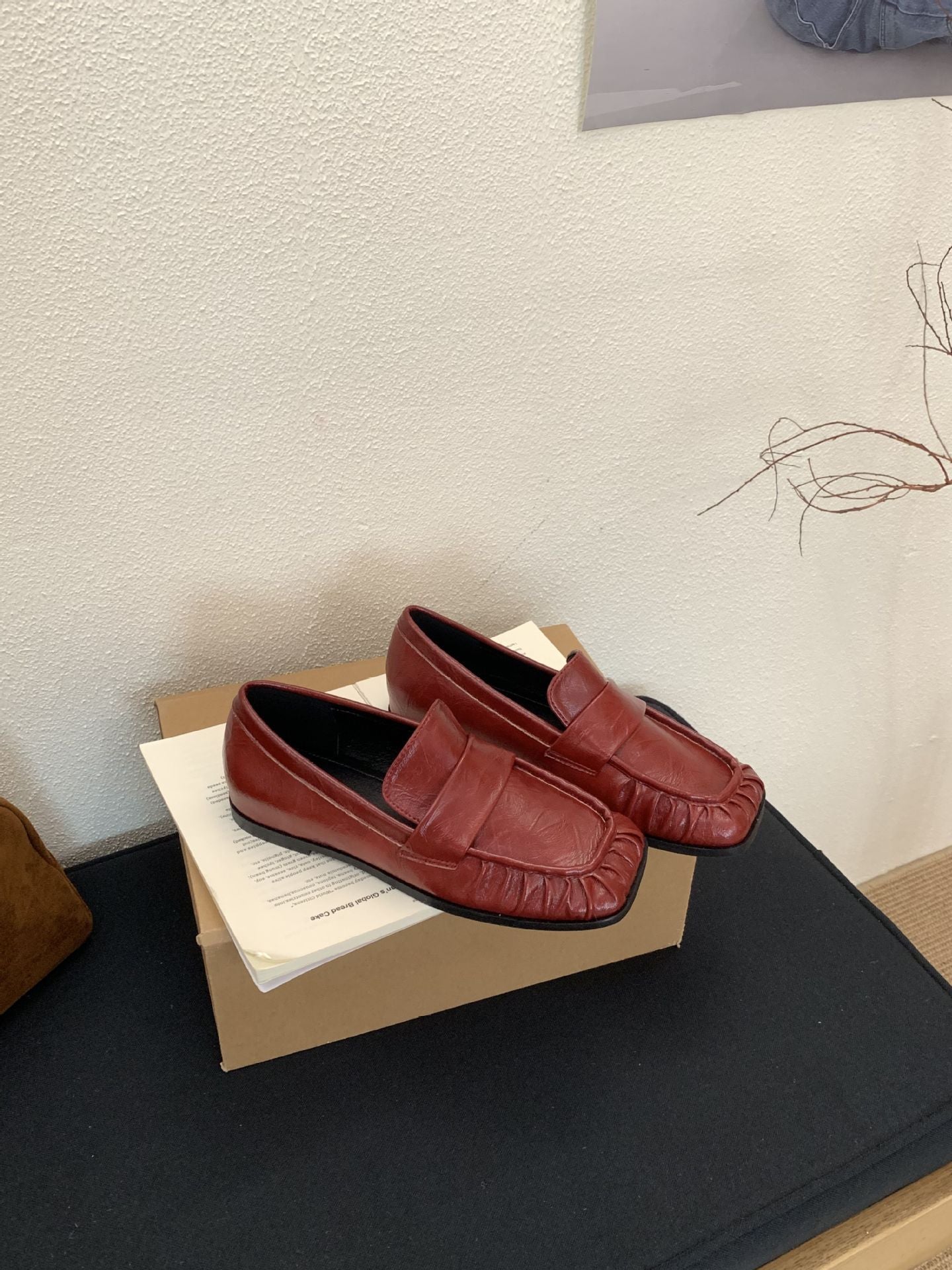 Autumn Retro Square Toe Golden Soft Pleated Neutral Loafers