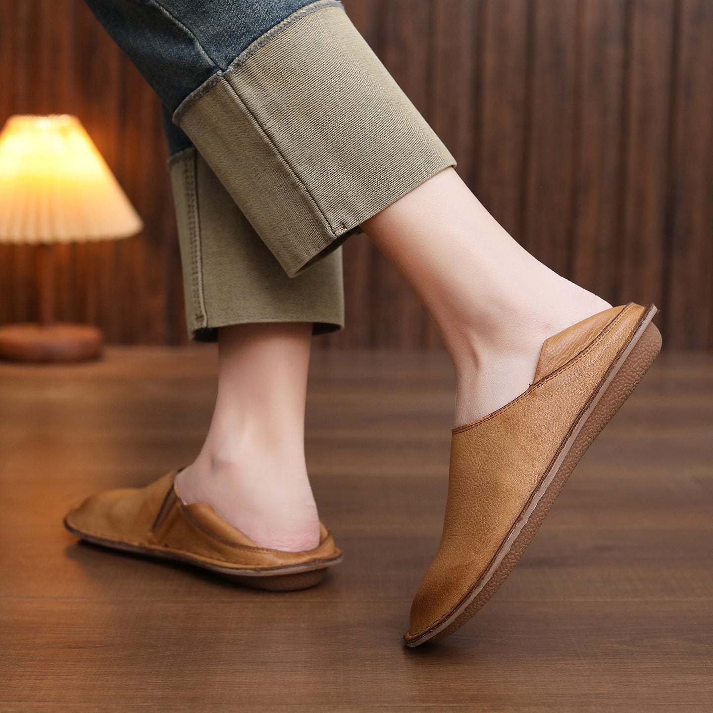 Women's Layer Cowhide Spring Flat Soft Bottom Breathable Round Toe Bandage Women's Casual Shoes