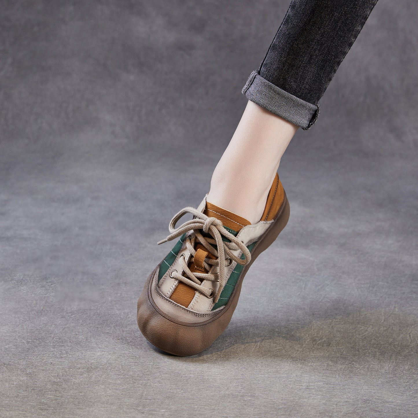 Women's Retro Flat Spring Comfortable Soft Bottom Lace Women's Casual Shoes