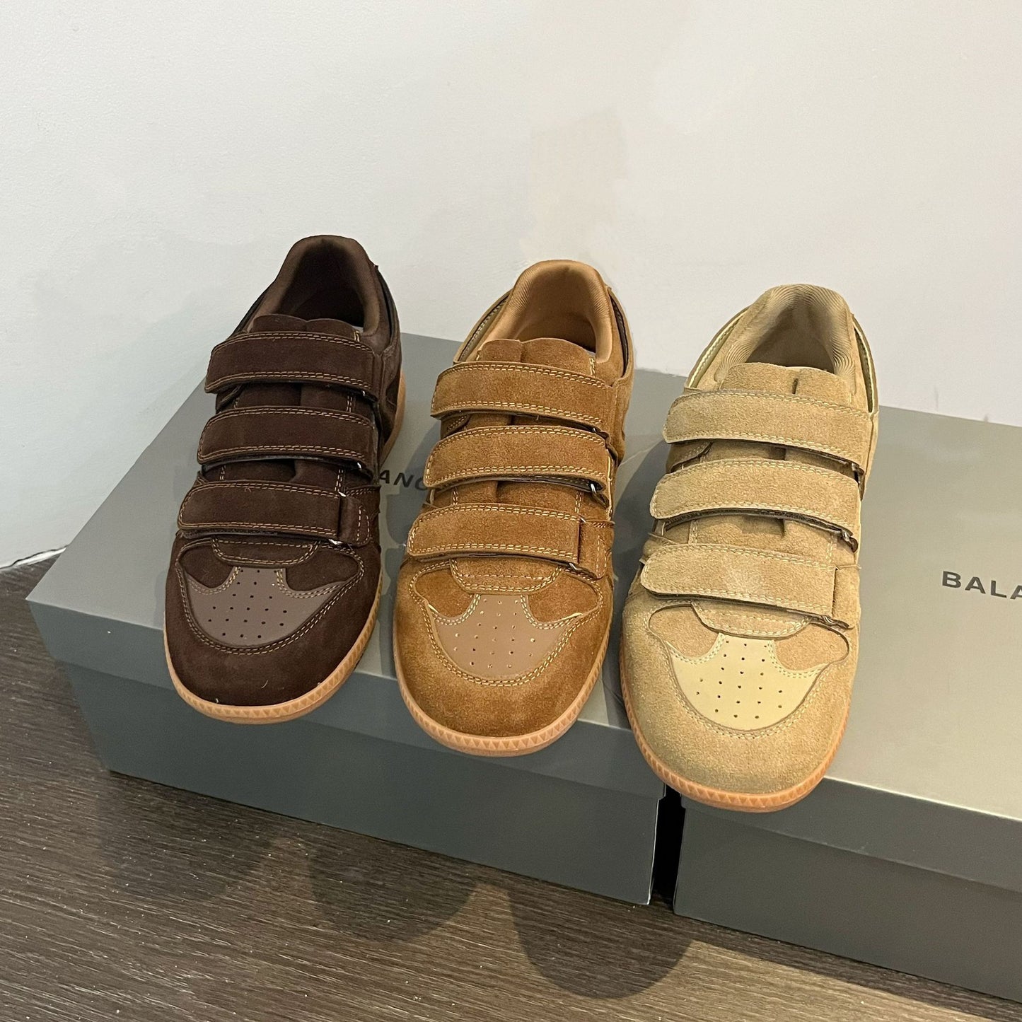 Women's Spring Velcro Triple Retro Sports Fashion Women's Casual Shoes
