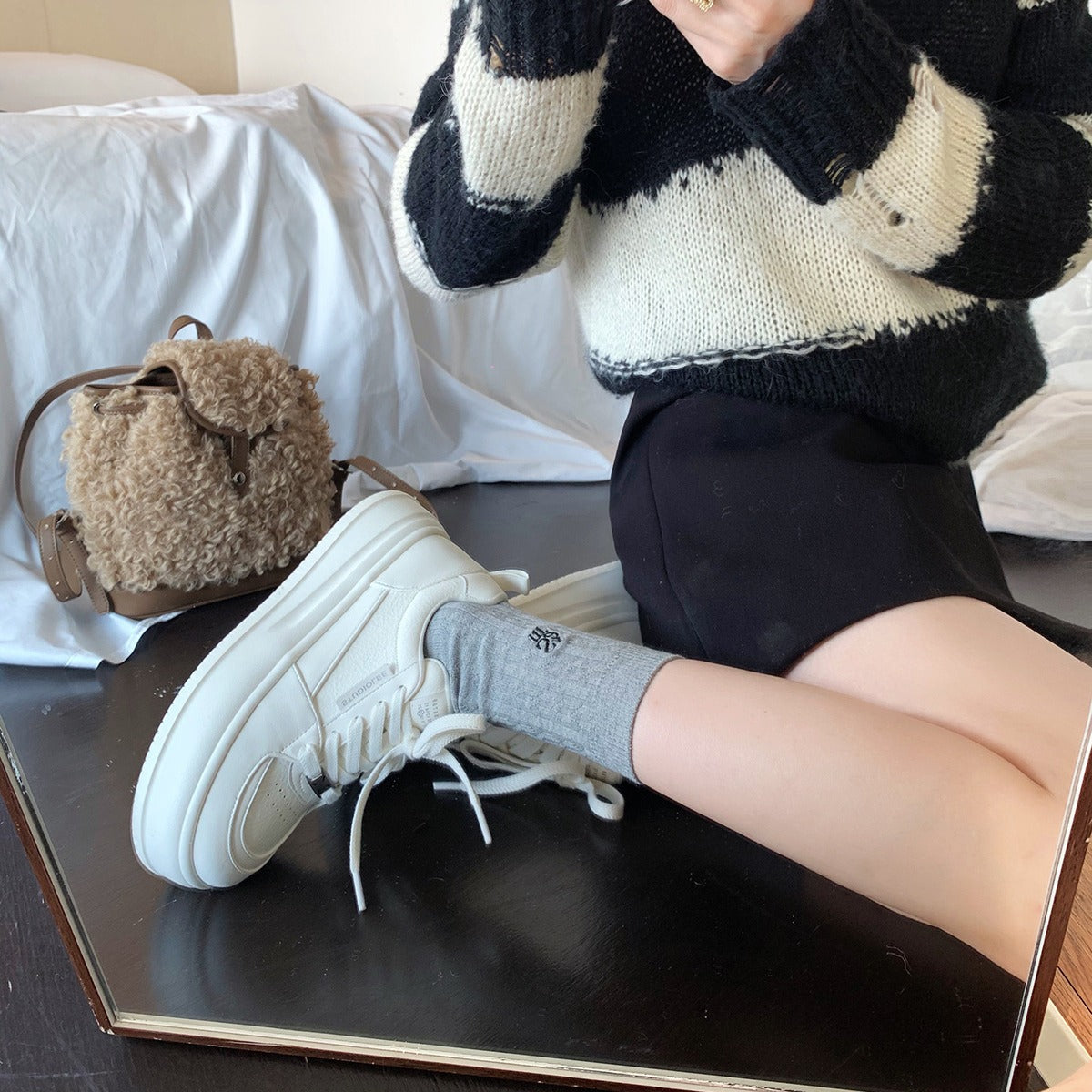 Women's Round Toe Platform Height Increasing Sports Sneakers