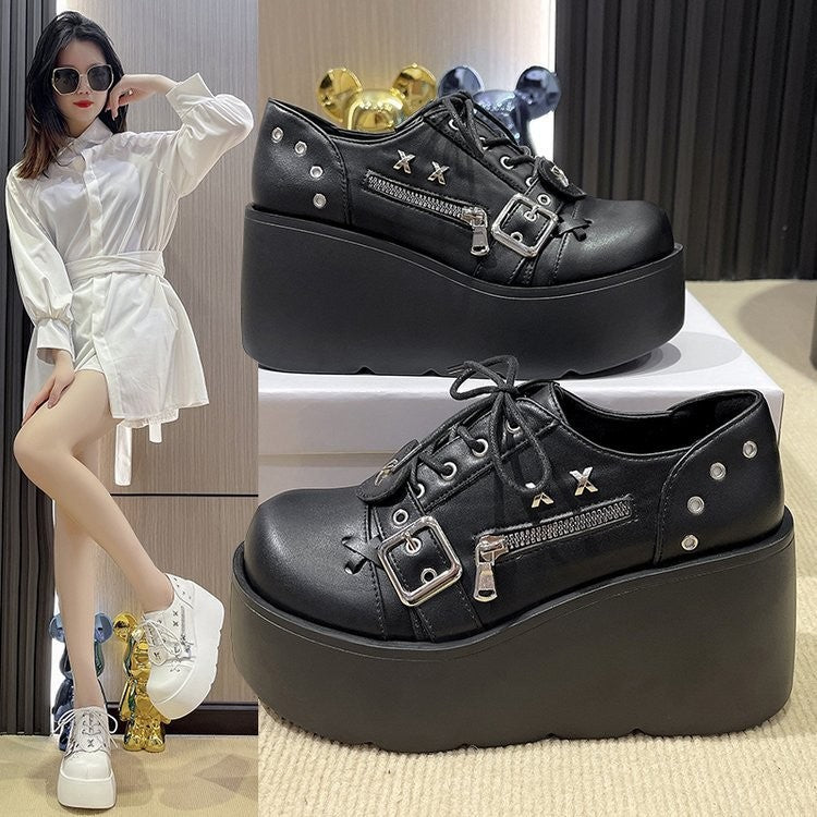 Thick-soled Round Toe Super Cool Ankle Women's Leather Boots