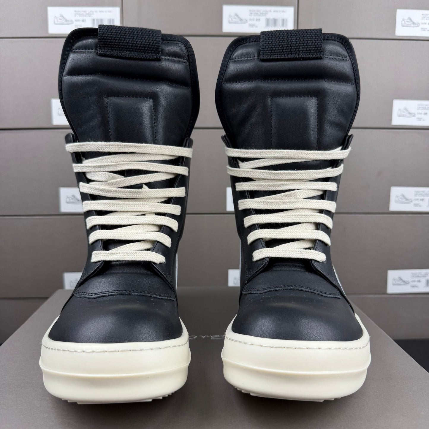 Women's & Men's Genuine Classic Inverted Triangle Men's Board Shoes