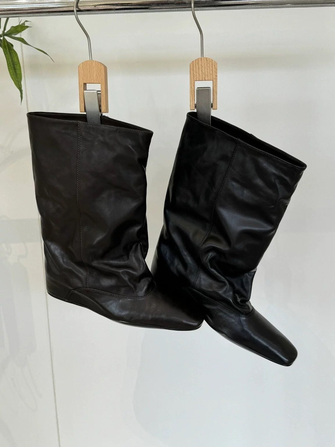 Women's Ruffle Square Head Height Increasing Insole Women's Leather Boots