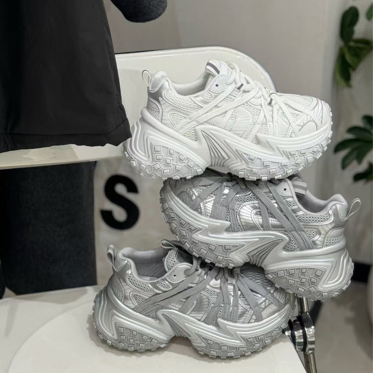 Women's Red Rhyme Thick-soled Dad Tire Fashion Casual Shoes