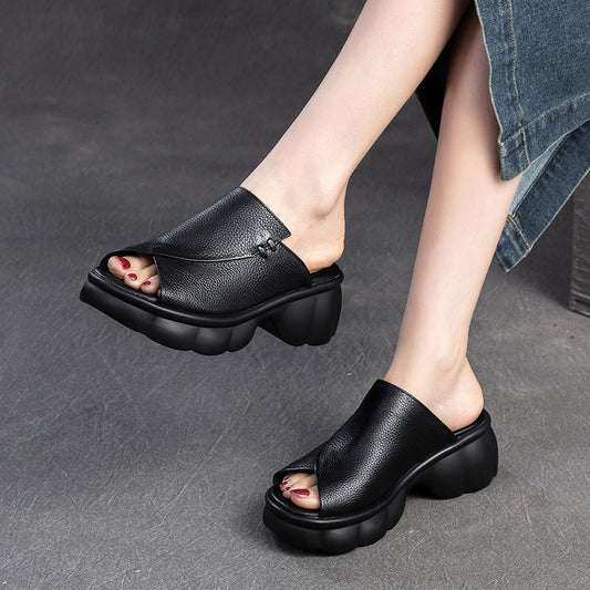 Thick Bottom Lightweight Breathable Retro Comfortable Slippers