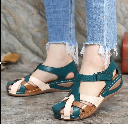 Women's Summer Hollow Retro Round Toe Wedge Sandals