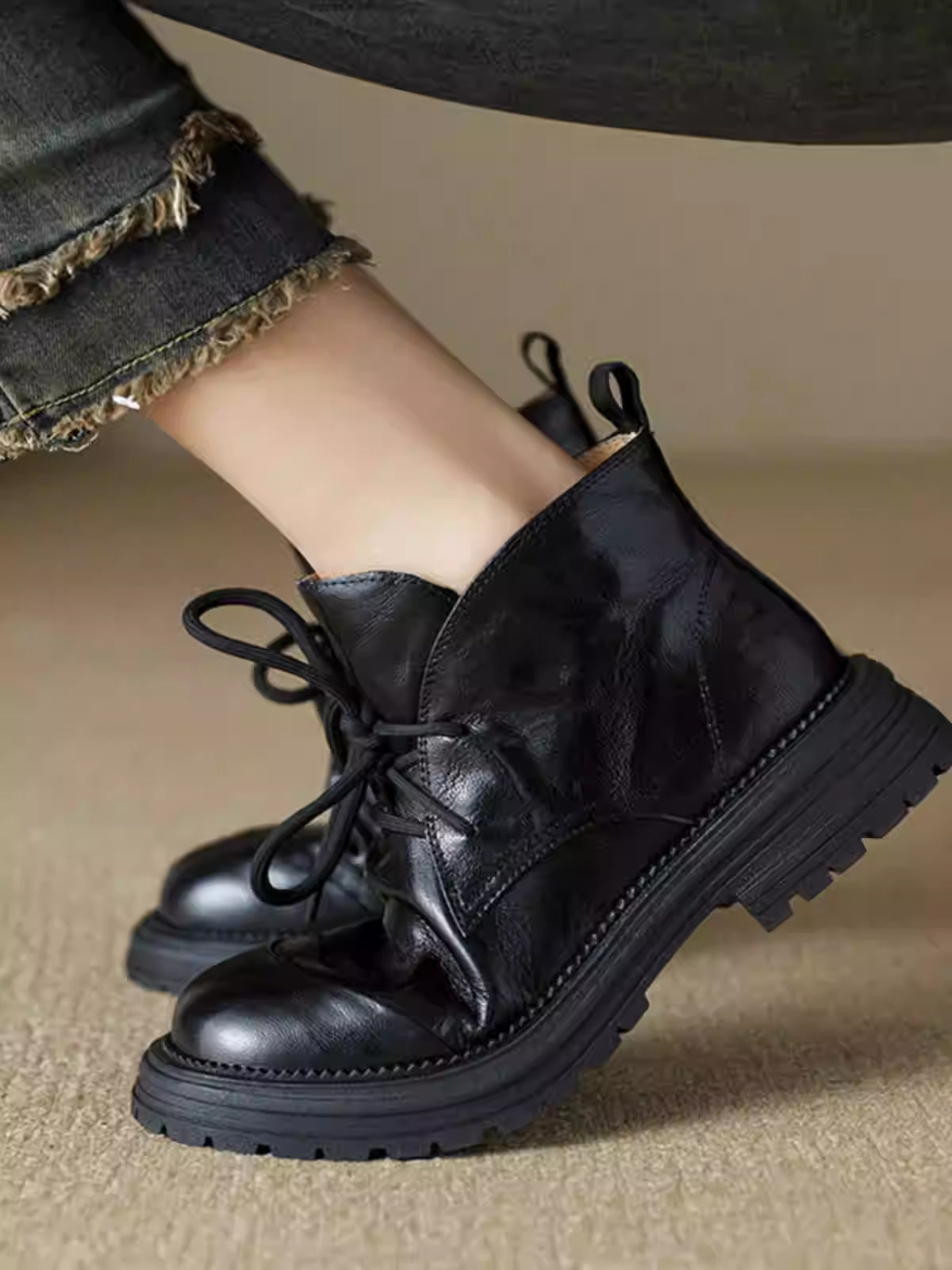 Women's Scratch Pattern Soft Thick Bottom Short Martin Boots