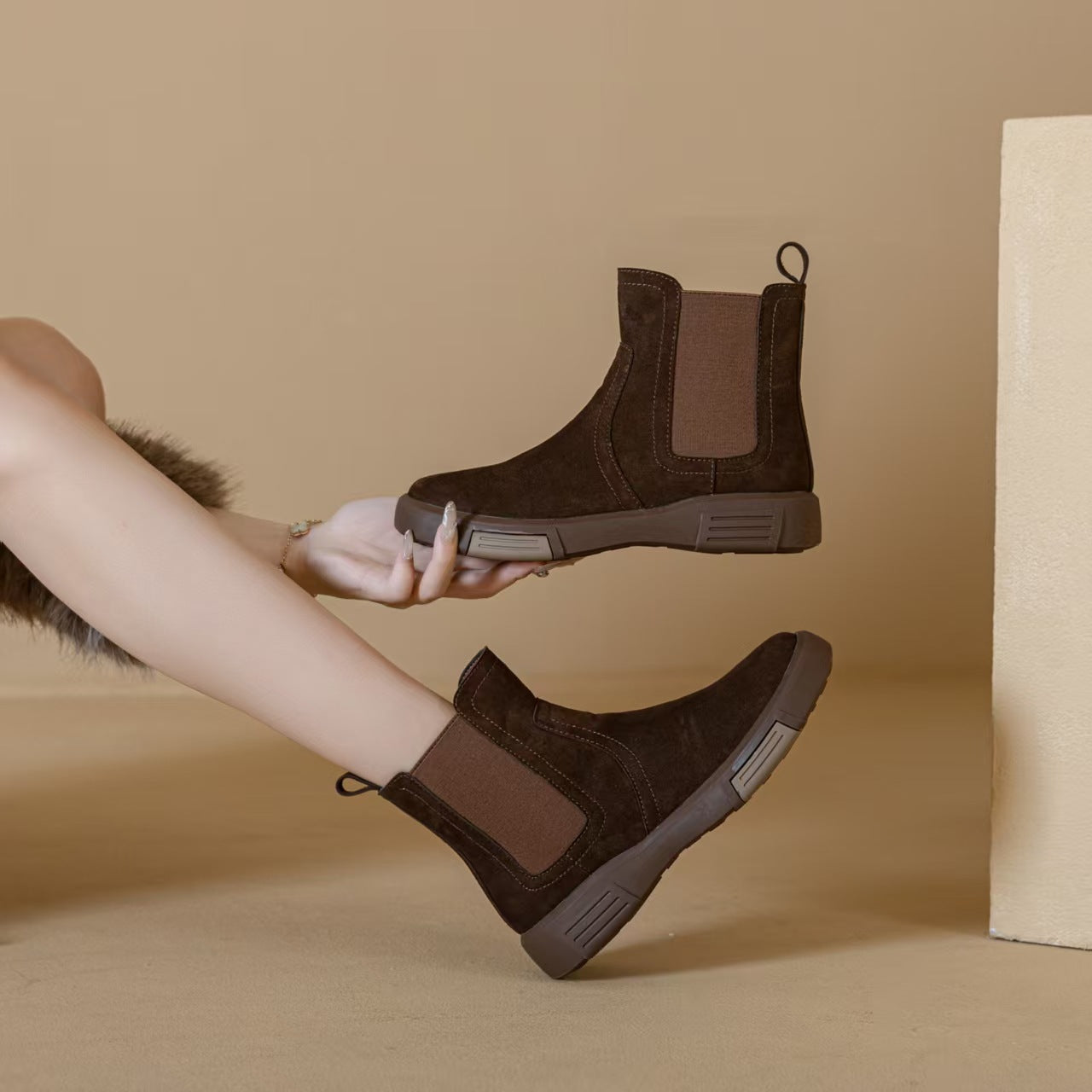 Women's Retro Ankle Thickened Chelsea Genuine England Boots