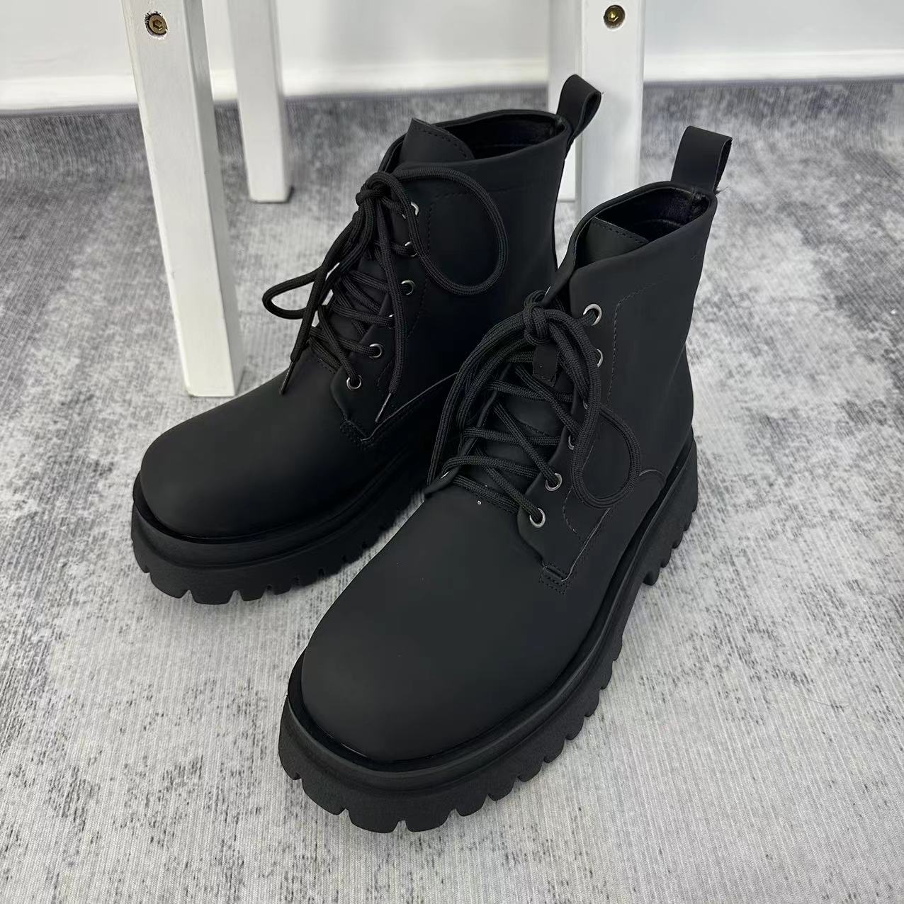 Women's & Men's Big Toe Ankle British Style Lace Boots