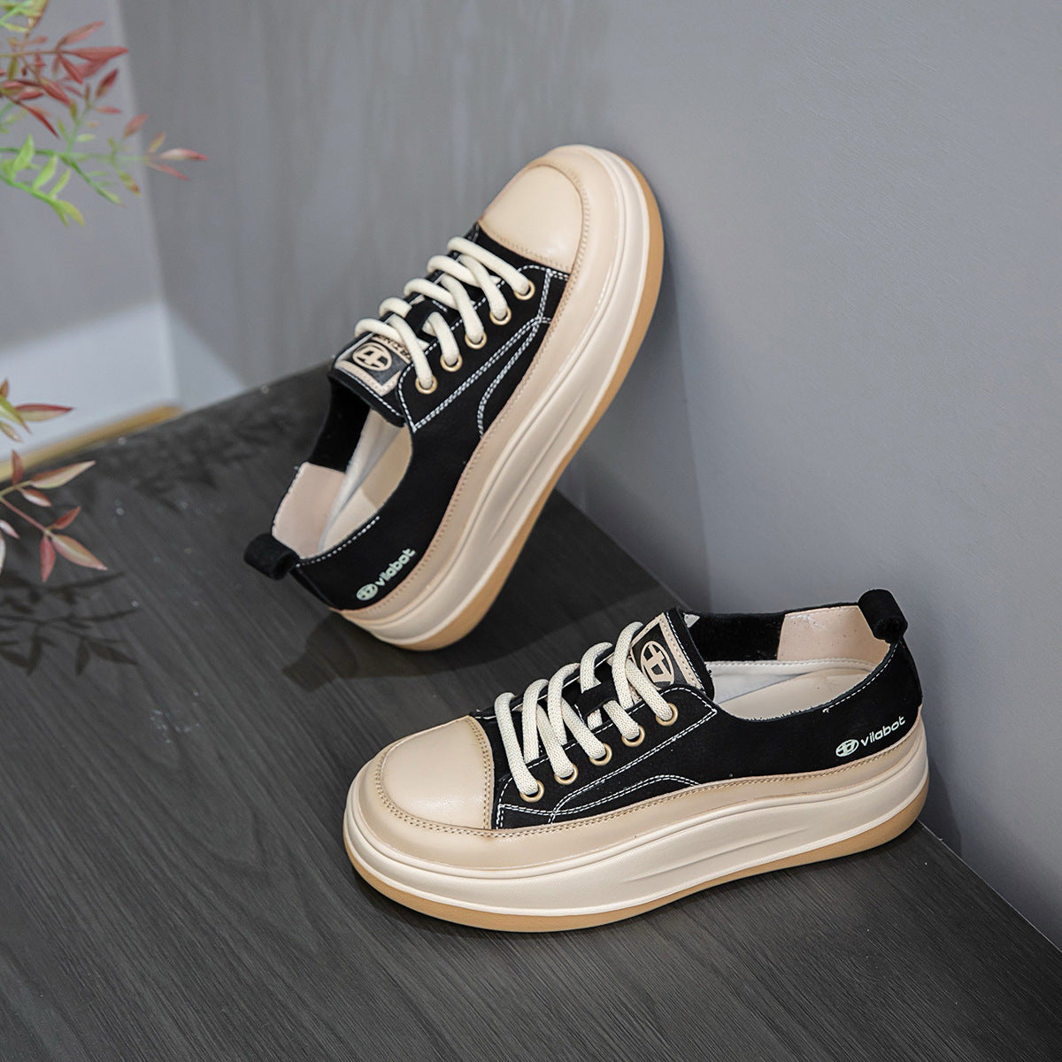 Women's Packaging Top Layer Cowhide Foam Bottom Retro Casual Shoes